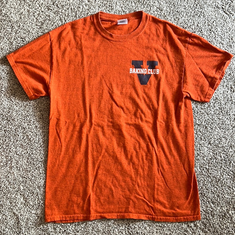 University of Virginia Baking Club Tee UVA M